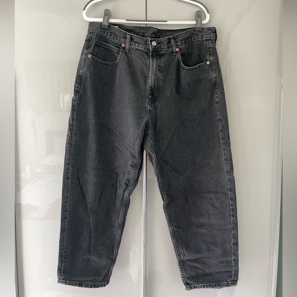 GAP Women’s Black High Rise Barrel Jeans